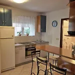 Appartement Vratovic *