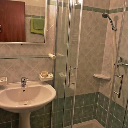 Vratovic Apartment *