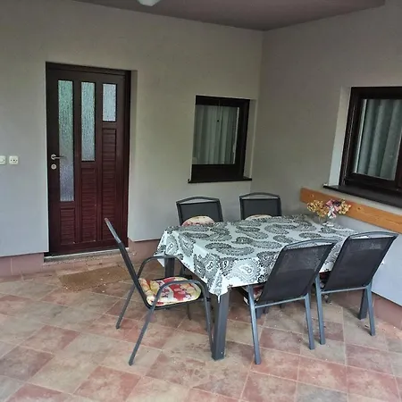 Apartment Vratovic Pula