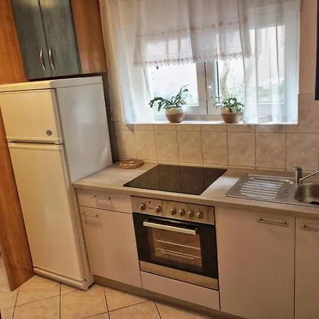 Apartment Vratovic *