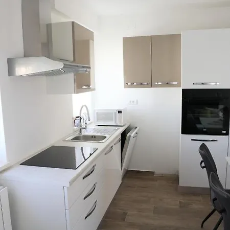Apartment Vratovic Pula