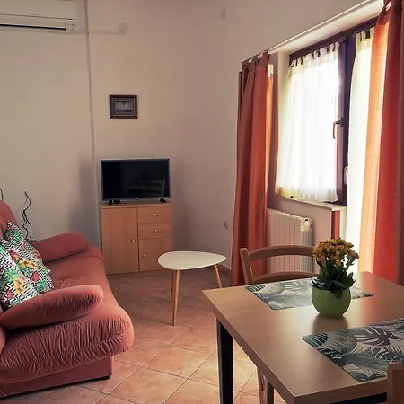 Vratovic Apartment