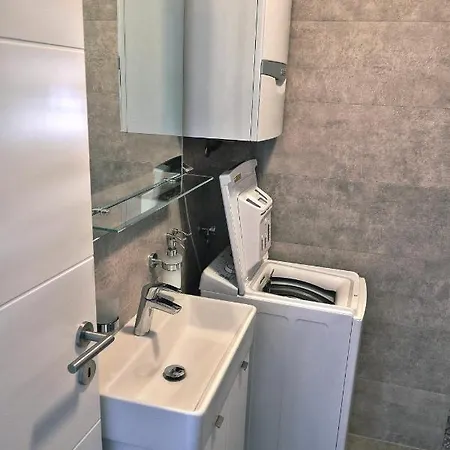 Apartment Vratovic *