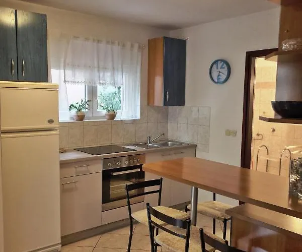 Apartment Vratovic *