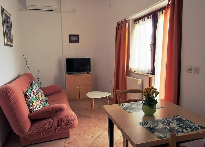Vratovic Apartment