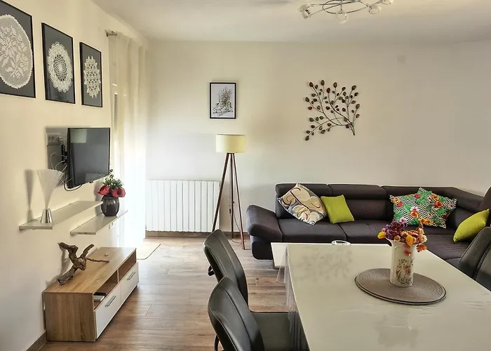 Apartment Vratovic *